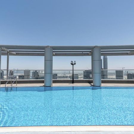 Spacious 2 Beds 5 Min Walk From Dubai Mall With Brand New Gym And Rooftop Swimming Pool Apartment ภายนอก รูปภาพ